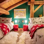 Hotel Magic Megeve Bois 5*