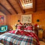 Magic Megeve Bois Demi-Quartier