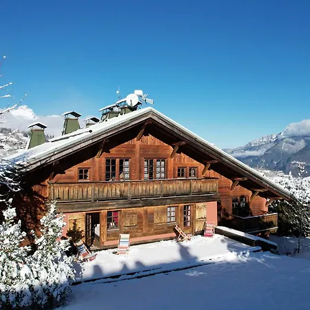 Magic Megeve Bois فندق 5*