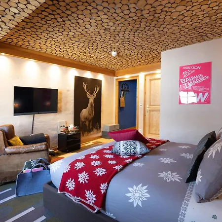 Отель Magic Megeve Bois 5*