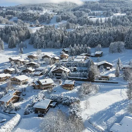 Magic Megeve Bois فندق 5*