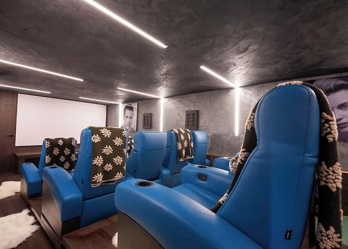Hotel Magic Megève Bois 5*